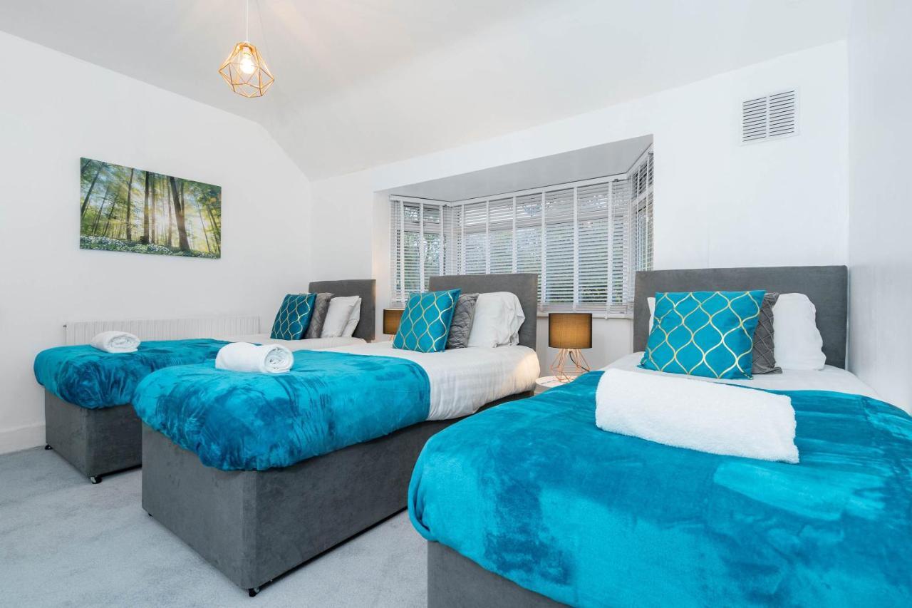 Large 4 Bedroom House - Top Rated - Off-Street Parking - Garden - Sleeps 9 - Contractors - Groups - Pool Table Northfield Exterior foto